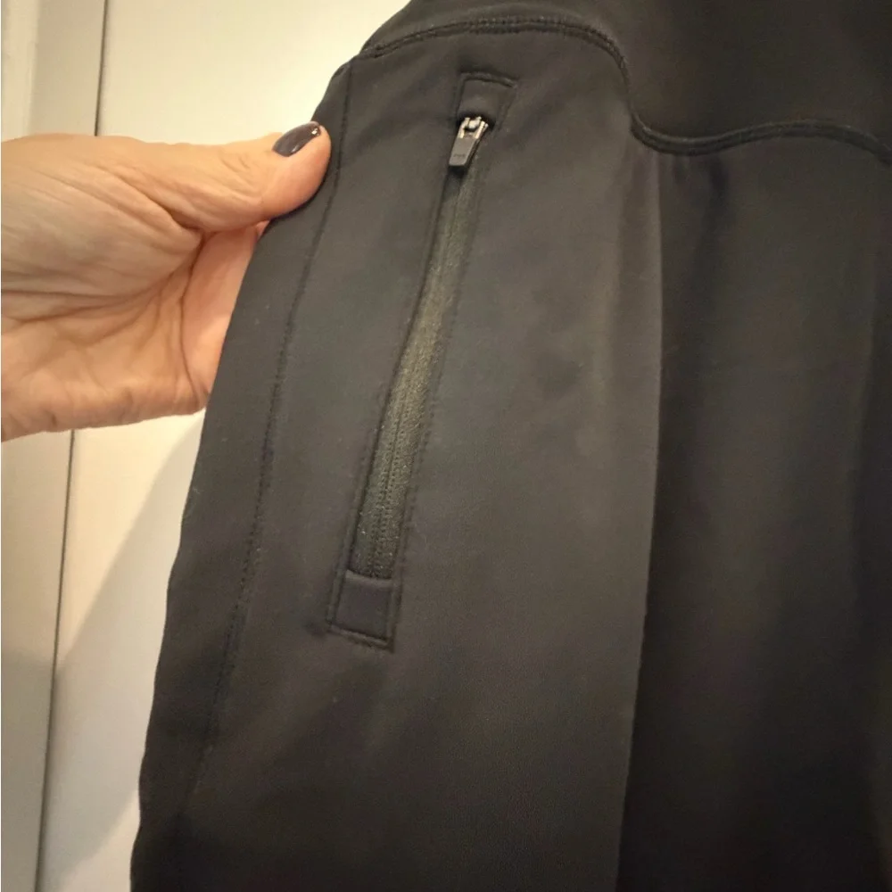 Athleta Black Skort with Zipper Pockets - Picture 4 of 8
